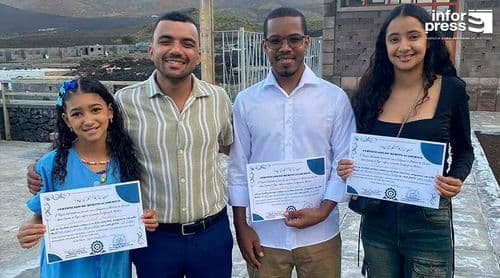 Fogo: Projecto Vulcãozinho 2.0 premeia 20 alunos e homenageia nove personalidades de Chã das Caldeiras