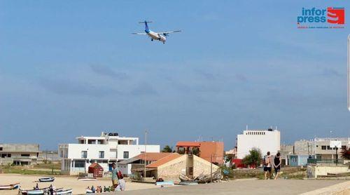 Maio/Mau Tempo: Ventos fortes e bruma seca condicionam voos e provocam cancelamento