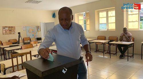 Autárquicas 2024/São Salvador do Mundo: Ângelo Vaz vota e diz-se confiante na continuidade