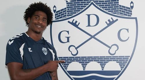 Futebol: Avançado cabo-verdiano Wilson Tavares troca Atlético da Malveira pelo Desportivo de Chaves