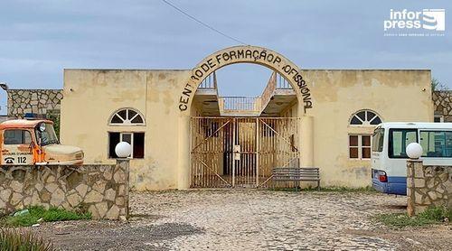Maio: Reabilitação do Centro de Formação Profissional e de jardins de infância são prioridades da câmara - plano de actividades