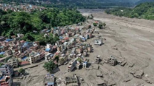 Nepal: Encontrados com vida dois portugueses, há agora três desaparecidos