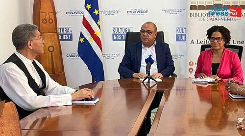 Government establishes five annual national literary awards to strengthen literary creation