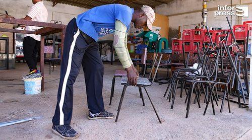 Ekonatura transforma lixo em mobiliário escolar e leva sustentabilidade às escolas