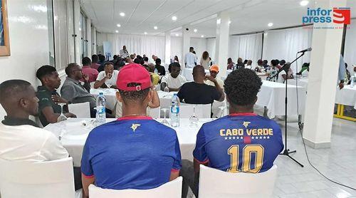 Santa Catarina: Governo promove encontro com entidades que prestam serviços de transporte público (c/áudio)