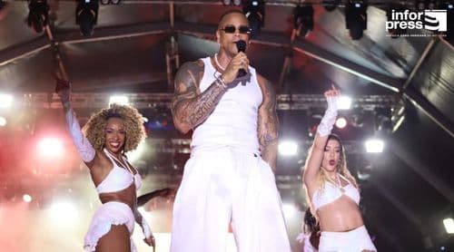 São Vicente/Baía das Gatas: Leo Santana celebra ligação entre Brasil, Cabo Verde e África em estreia no festival