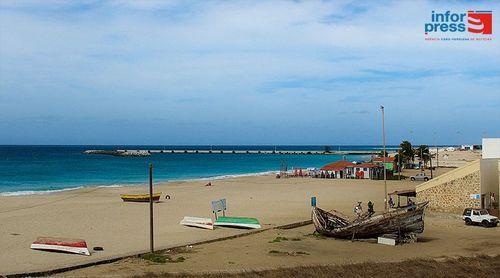 Maio: Guia de turismo defende aposta no turismo sustentável e na maior organização do sector na ilha 