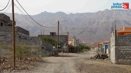 Porto Novo: Líder associativo volta a alertar para deficiente iluminação pública na Ribeira das Patas