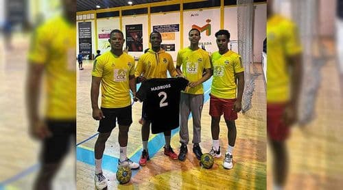 Porto Novo/Andebol: Dois jogadores dos Madrugadores em Portugal para estágio na equipa de Almada
