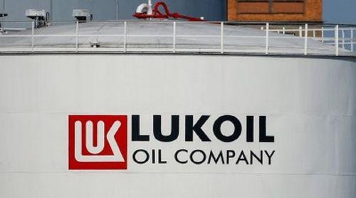 Forças ucranianas atacam navio e plataforma da empresa russa Lukoil no mar Cáspio