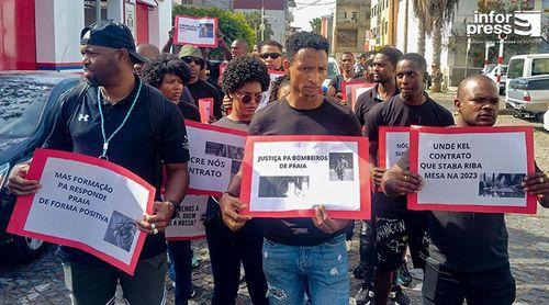 Praia: Firefighters protest against “injurious and precarious” conditions and threaten to go on strike