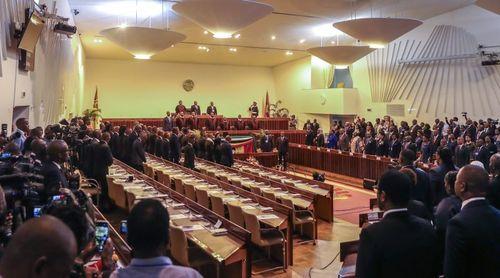 Moçambique/Eleições: Parlamento toma posse entre boicotes da oposição e protestos convocados