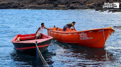 Presidente da República acompanha situação do afundamento do navio Nhô Padre Benjamim
