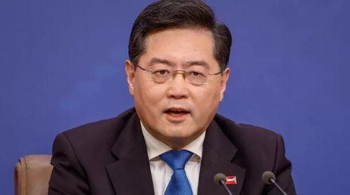 Ex-chefe da diplomacia chinesa expulso do Comité Central do Partido Comunista