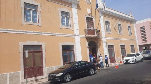 Praia: Eleitos municipais reúnem-se em sessão extraordinária para debater e aprovar propostas da autarquia