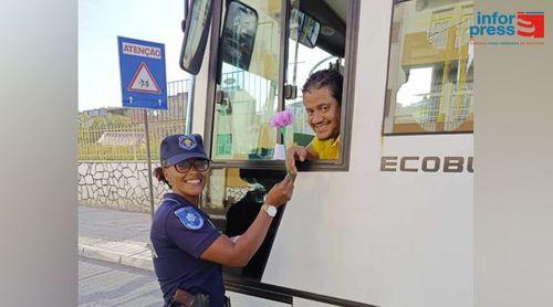 Mulheres da PN realizam operação de policiamento com mensagens de sensibilização contra a violência