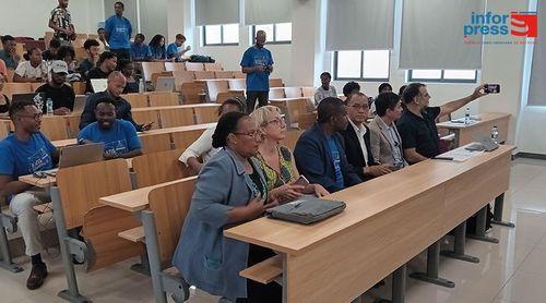 Uni-CV tem-se empenhado em estar na vanguarda das mudanças de transformações digitais - reitor Arlindo Barreto