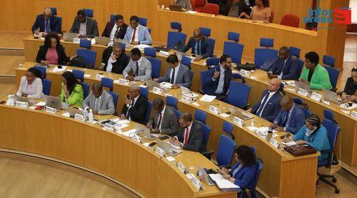 Parlamento: PAICV alerta para aumento da criminalidade juvenil na Praia