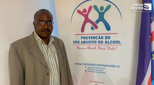 São Salvador do Mundo: Sociólogo chama atenção para os perigos do consumo abusivo de bebidas alcoólicas (c/áudio)