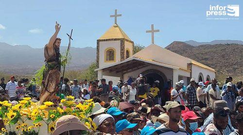 São João: Porto Novo celebra dia do santo padroeiro com missa solene presidida pelo Bispo da Diocese do Mindelo
