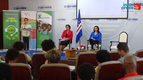 Apesar dos avanços existe ainda um “grande défice” na compreensão do papel das figuras maternas e paternas - ICCA