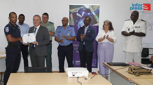 Polícia Judiciária capacita profissionais na área de inteligência marítima