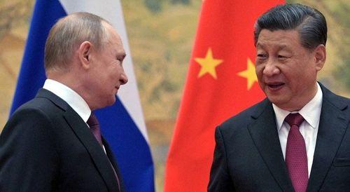 Xi Jinping felicita Putin pela sua reeleição como presidente russo