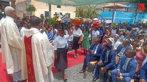Paul/Festa do Município: Frei insta fiéis a seguirem as pegadas de Santo António