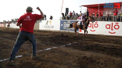 Seis cavalos qualificam-se para prova final e disputam título de campeão de hipismo de São Filipe 2024