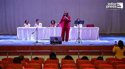 Movimento Internacional dos Direitos Humanos destaca papel das mulheres na promoção da paz