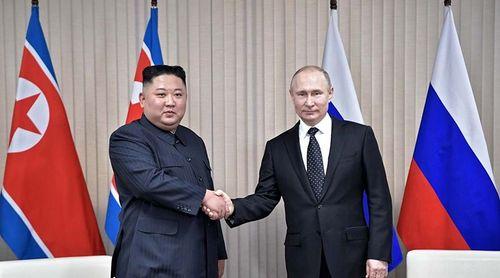 Coreia do Norte considera invencível a relação com a Rússia