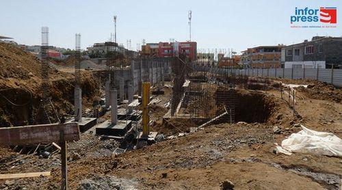 São Filipe: Presidente da câmara realiza visita às obras do matadouro municipal e Estádio 5 de Julho