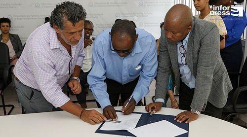 Governo compromete-se a aumentar apoio financeiro às associações que actuam na área da deficiência no próximo ano