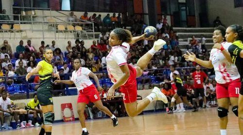 Andebol: Selecção feminina vai estagiar em Novembro em Portugal