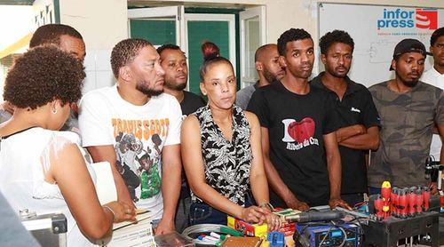 Porto Novo: Autarquia atribui anualmente subsídios a 20 estudantes do ensino superior
