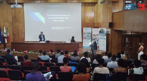Psicólogo considera que uso problemático das redes sociais pode causar transtornos mentais