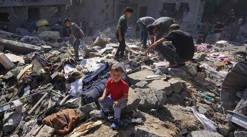 Número de mortos na Faixa de Gaza subiu para 37.598