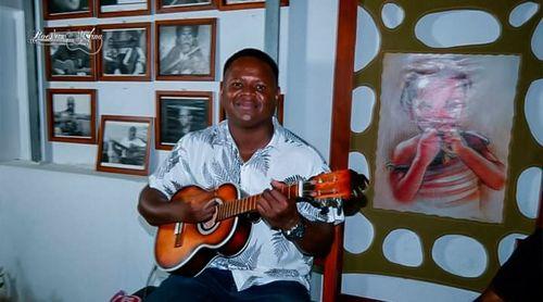 Cantor Edvaldo Soares a procura de parceiros para gravação do projecto musical "Compositor"