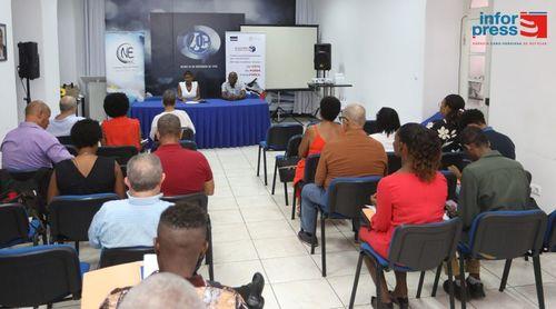 CNE capacita jornalistas sobre cobertura, tratamento e elaboração de notícias em épocas eleitorais