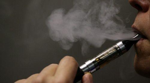 OMS alerta para consumo de álcool e cigarros electrónicos entre os jovens