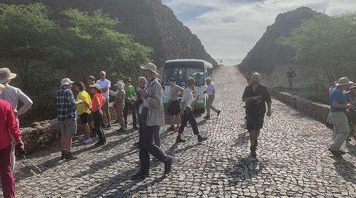 Santo Antão: Associação de guias de turismo alerta para a urgência de recolha do lixo nas trilhas turísticas