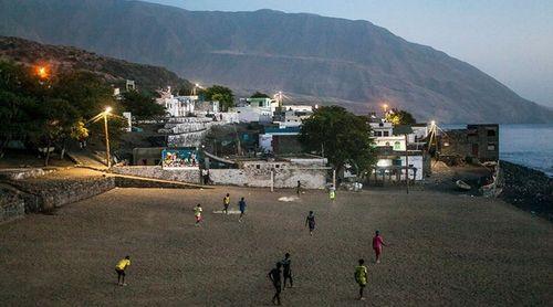 Porto Novo: Autarquia garante “linha de financiamento” para reposição da luz eléctrica 24 horas por dia em Monte Trigo