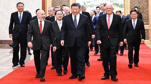 Xi Jinping recebe convidados dos EUA e considera que sucesso dos dois países é uma oportunidade para ambos