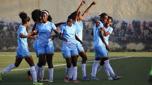 Futebol feminino/ Santiago Sul: Seven Stars inicia domingo defesa do título ante à Vila Nova