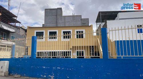 Praia: Escola Básica do Brasil dedicada a crianças surdas arranca novo ano lectivo com défice de alunos (c/áudio)