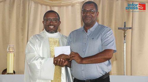 Porto Novo: Sanjoanenses oferece valor monetário para ajudar construção da nova igreja