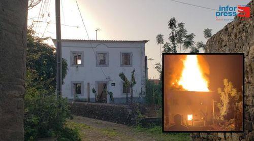 Ilha Brava: Incêndio devasta casa e deixa família desalojada