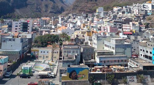 Ribeira Grande: Lavadores de carros pedem espaço digno para exercício das suas actividades