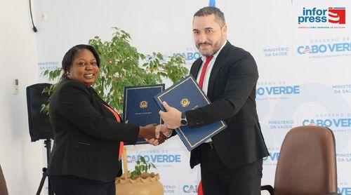 Cabo Verde recebe equipamentos de frio para armazenamento das vacinas da África CDC no valor de 90 mil dólares