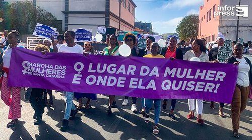Santa Catarina: “Marcha das Mulheres” reforça combate à violência contra as mulheres e feminicídio (c/áudio)